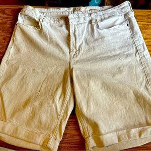 Jen7 by 7 For All Mankind Bermuda Regular Shorts